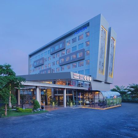 Aston Banyuwangi Hotel And Conference Center Esterno foto
